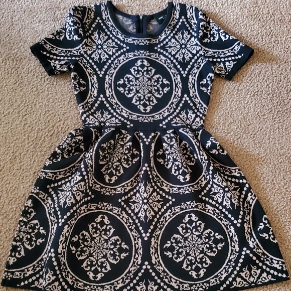 Sweater Dress - Picture 1 of 4